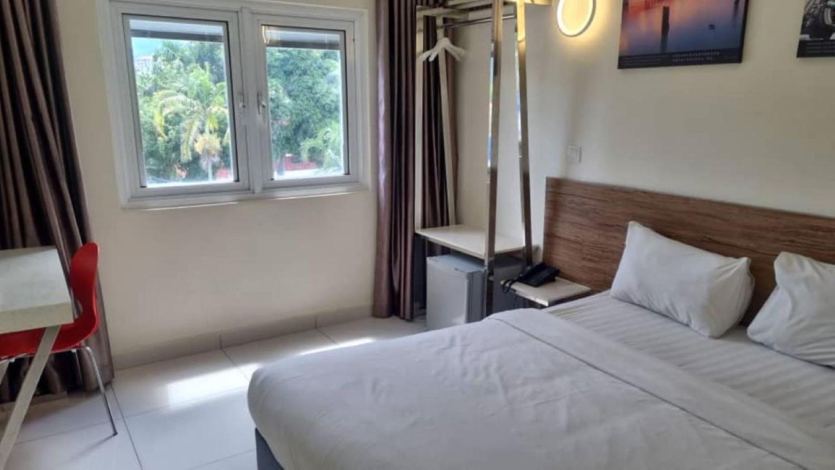 Avatel Jelutong Hotel Гелугор Екстериор снимка
